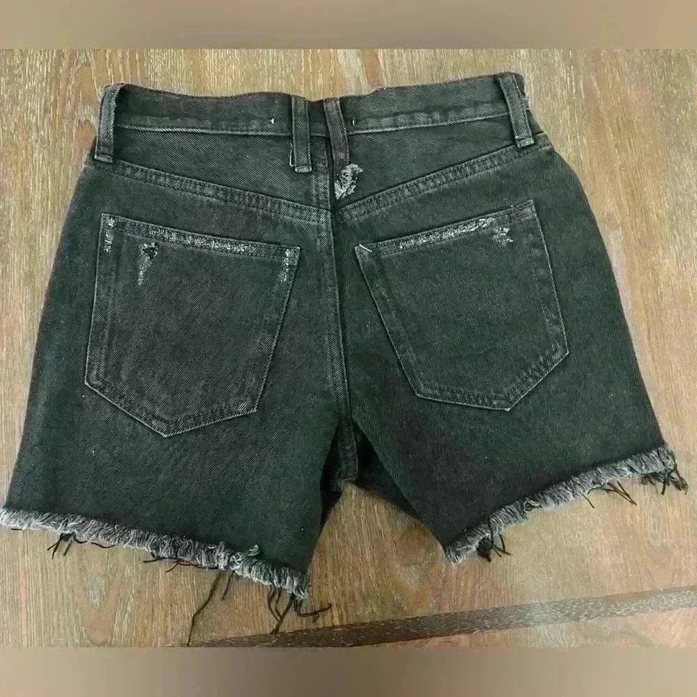 NWT FREE PEOPLE size 24 black denim frayed hem destroyed shorts - Picture 4 of 5